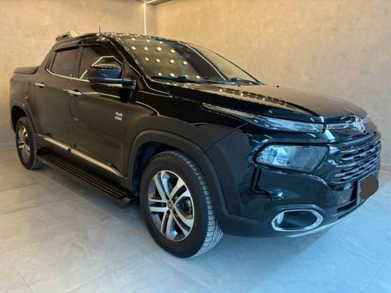 FIAT TORO 2.0 16V TURBO DIESEL VOLCANO 4WD AT9